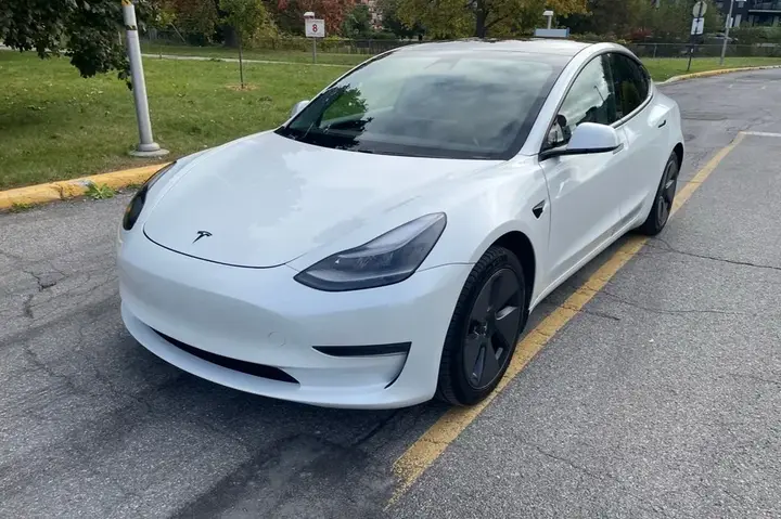 Tesla 3