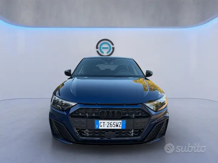 Audi A1 2024 photo 3