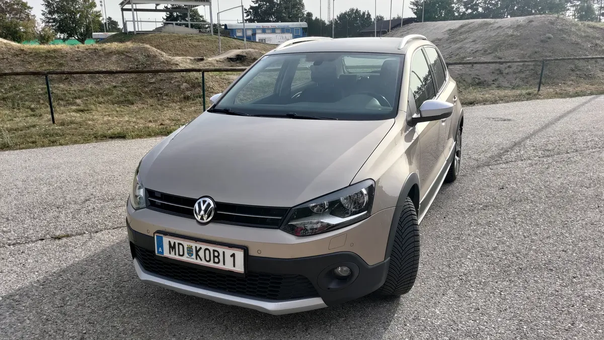 Volkswagen Polo 2017 photo 2