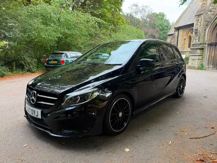 Mercedes-Benz B-Class 2017 photo 4