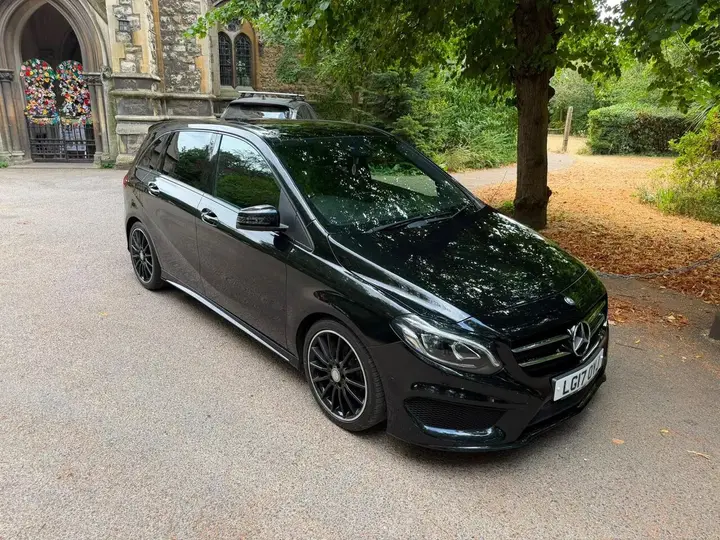 Mercedes-Benz B-Class 2017 photo 2