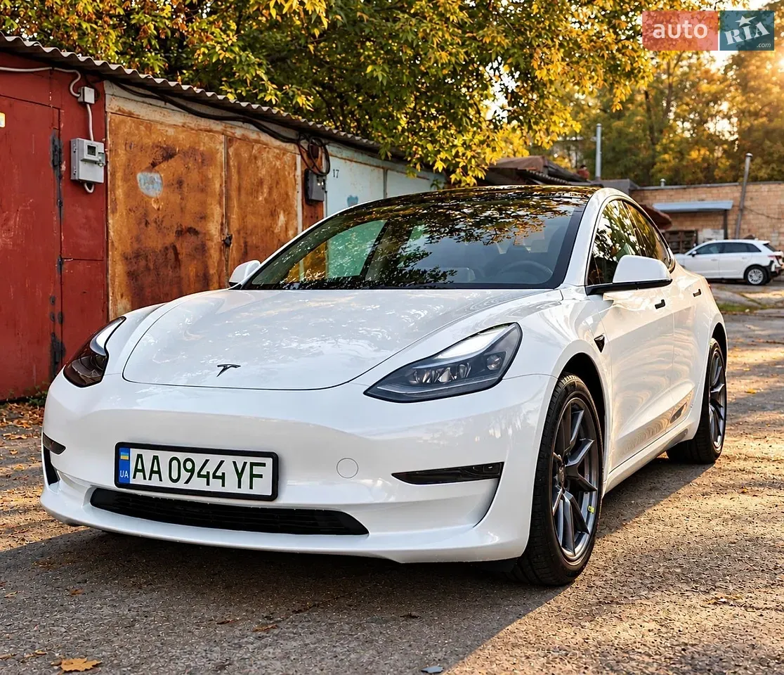 Tesla Model 3