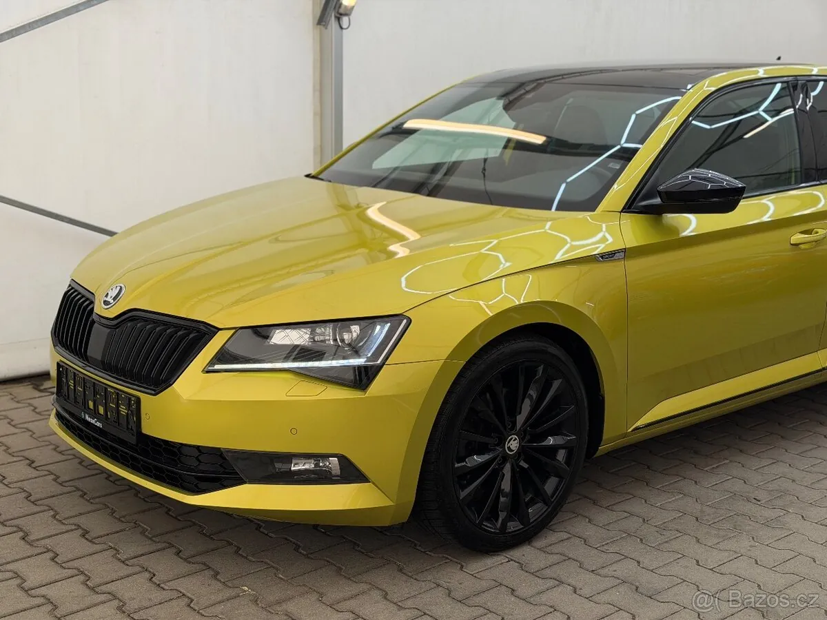 Skoda Superb Iii 2017 photo 2