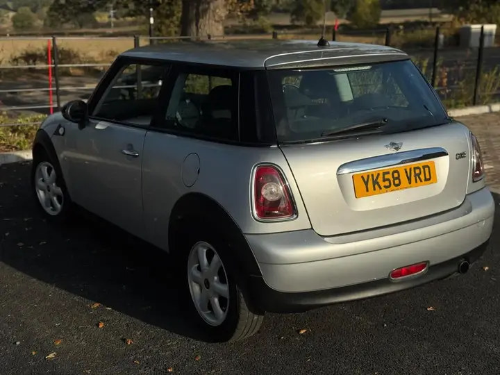 Mini Cooper 2008 photo 4
