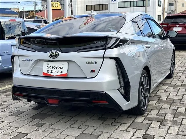 Toyota Prius Phv 2019 photo 5