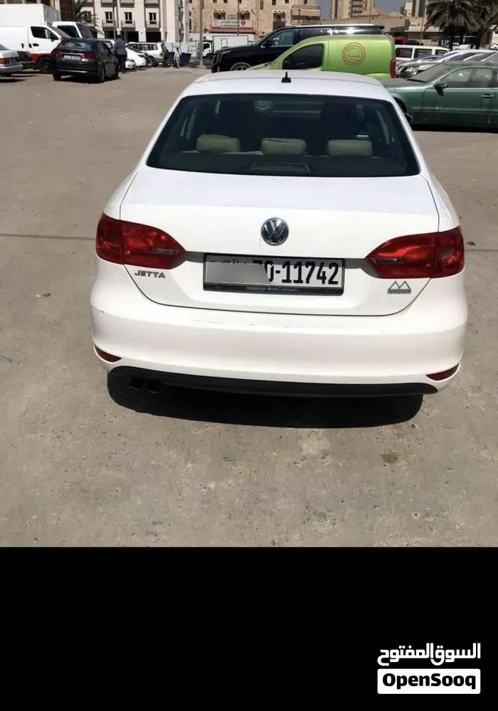 Volkswagen Jetta 2014 photo 2