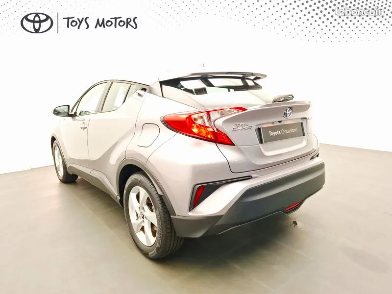 Toyota C-Hr 2019 photo 3