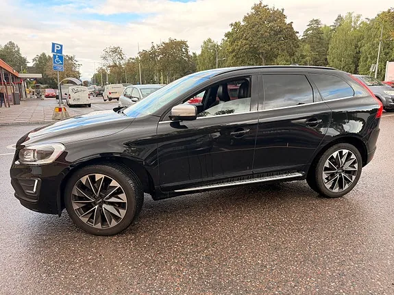 Volvo Xc60 2017 photo 2