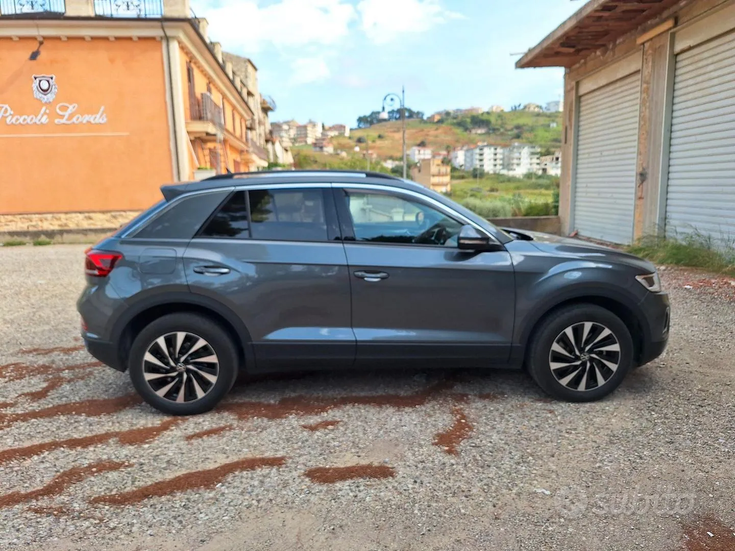 Volkswagen T-Roc 2024 photo 3