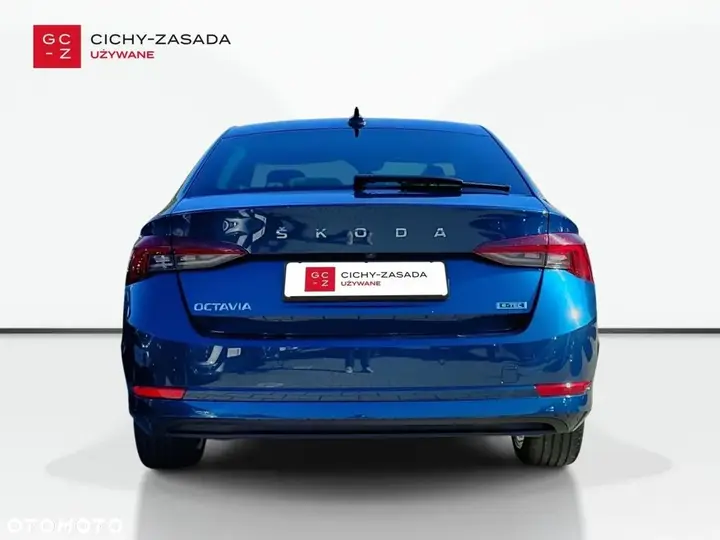 Skoda Octavia 2023 photo 4