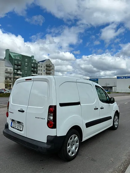 Peugeot Partner 2018 photo 2