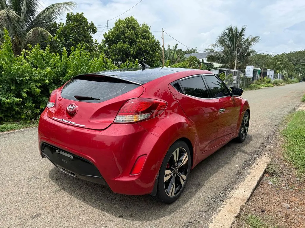 Hyundai Veloster 2011 photo 3