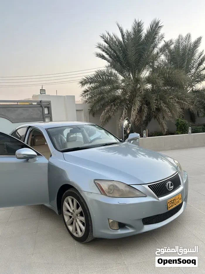 Lexus Is 2010 photo 5