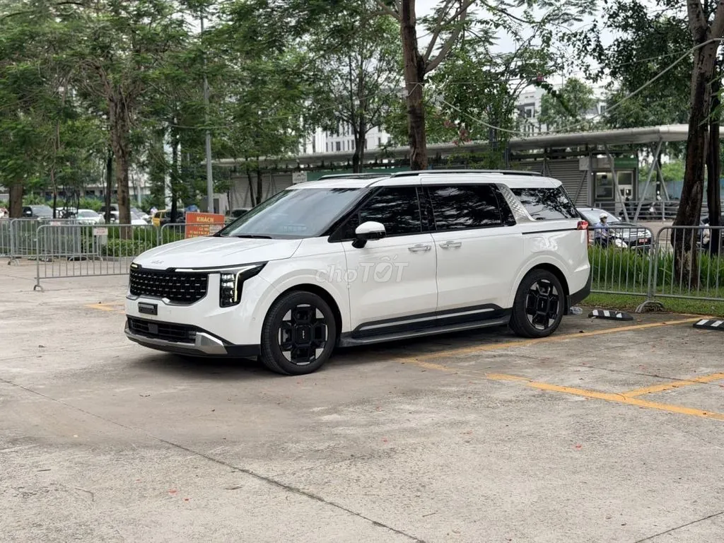Kia Carnival 2024 photo 3
