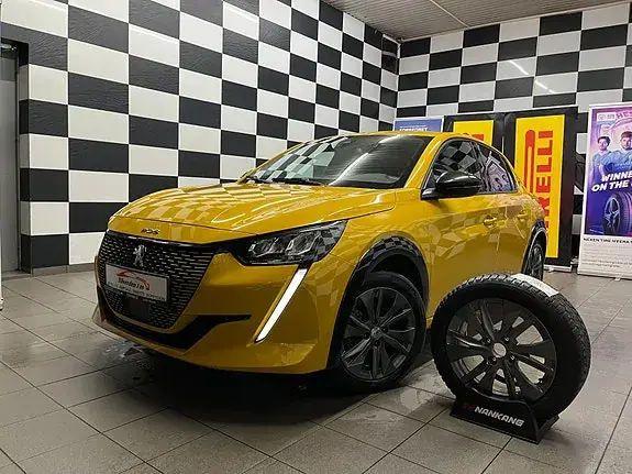 Peugeot 208 2022 photo 2