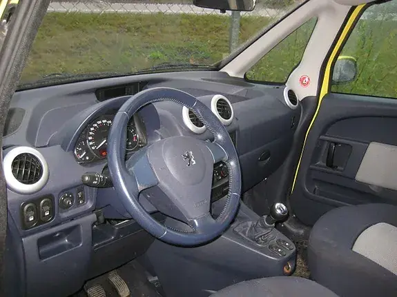 Peugeot 1007 2005 photo 3