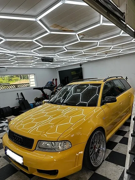 Audi S4 1998 photo 3