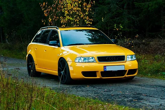 Audi S4 1998 photo 4