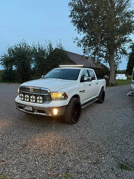 Ram 1500 2017 photo 2