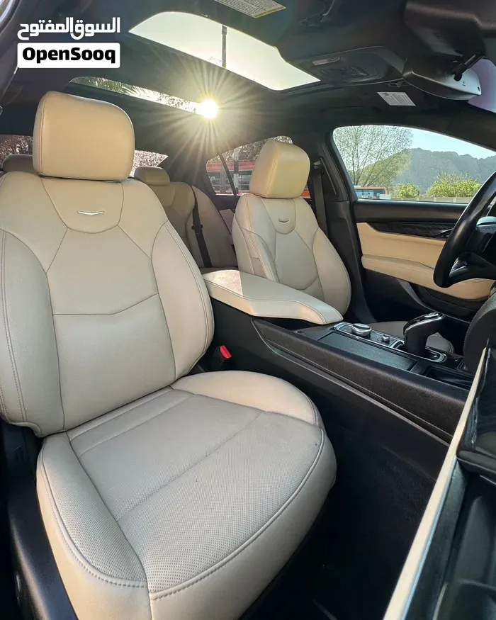 Cadillac Ct5 2021 photo 2