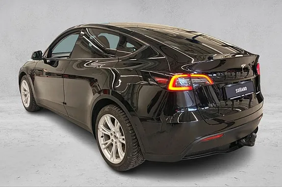 Tesla Model Y 2023 photo 3