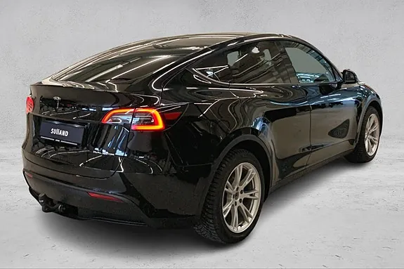 Tesla Model Y 2023 photo 5