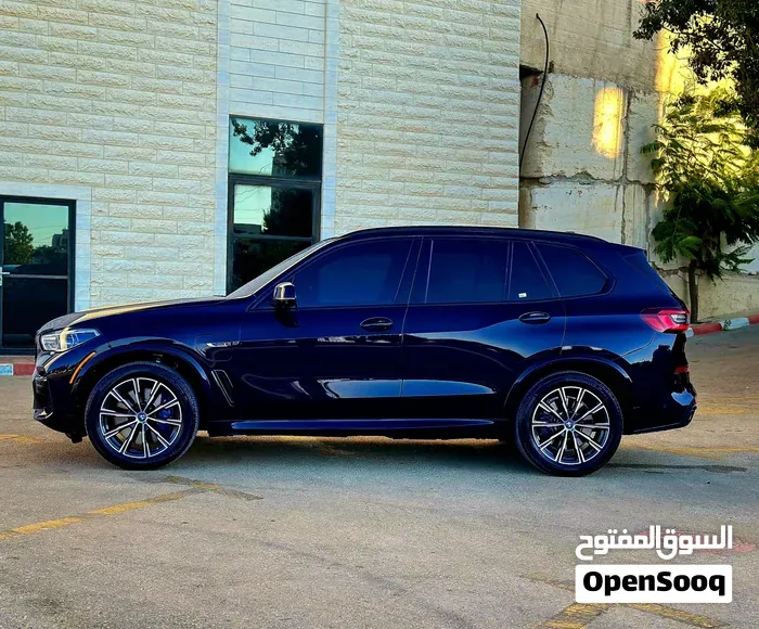 BMW X5 2023 photo 2