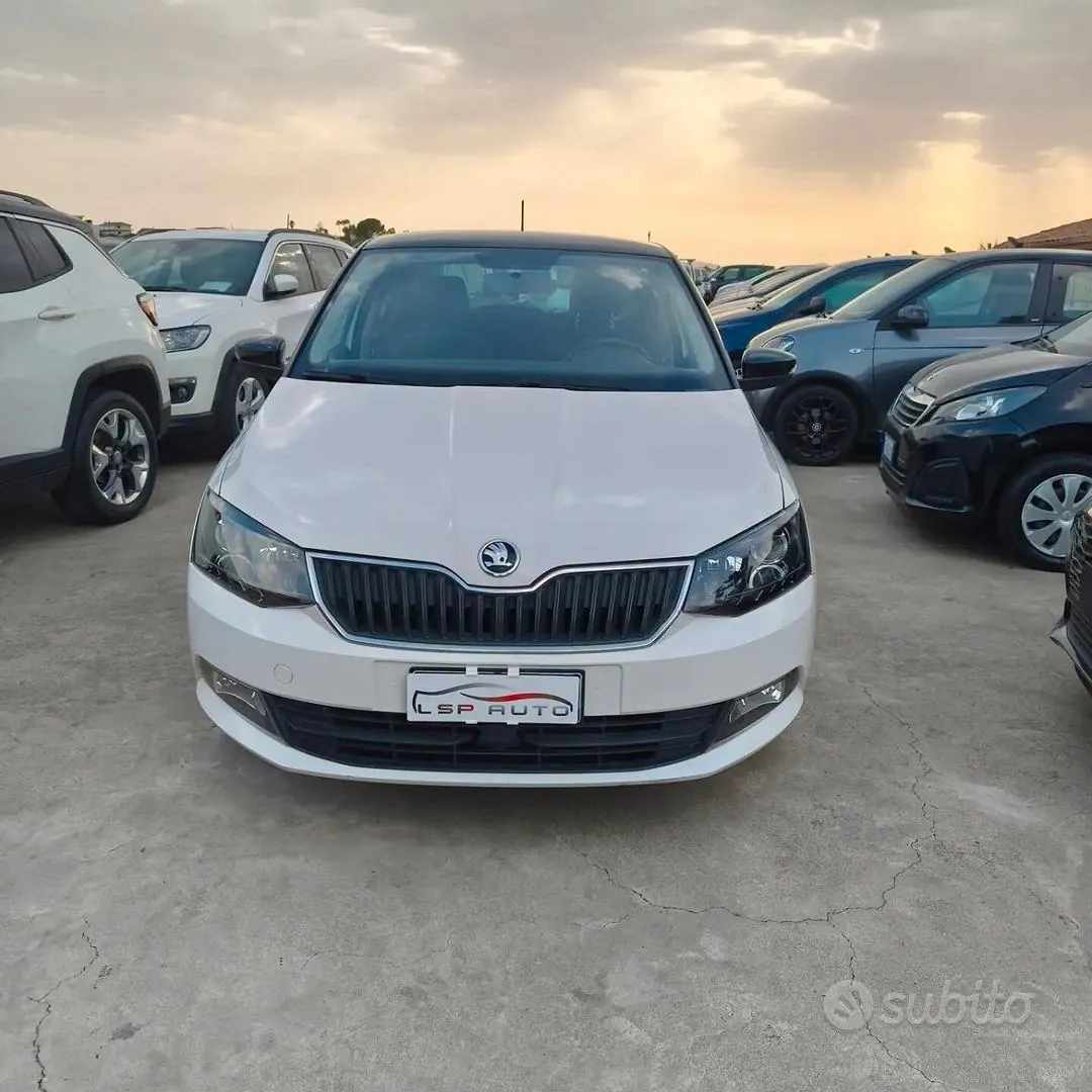 Skoda Fabia 2017 photo 3