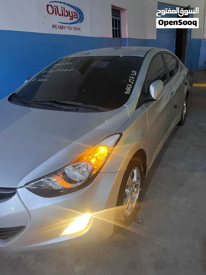 Hyundai Avante 2012 photo 4