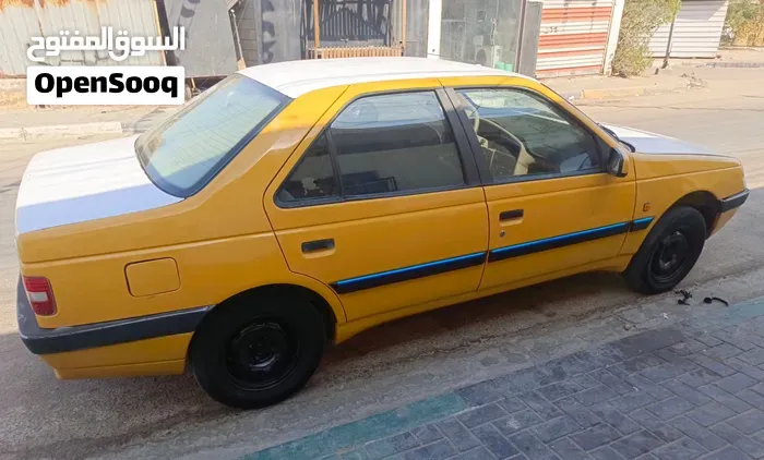 Peugeot 405 2016 photo 2