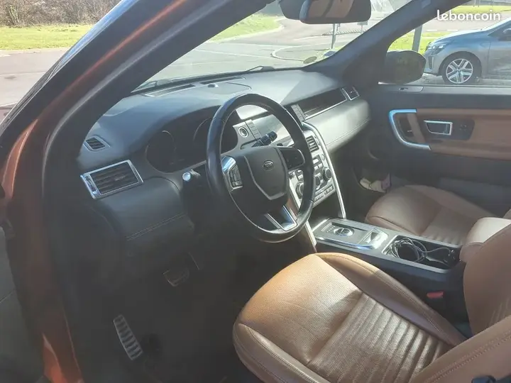 Land Rover Discovery Sport 2018 photo 3