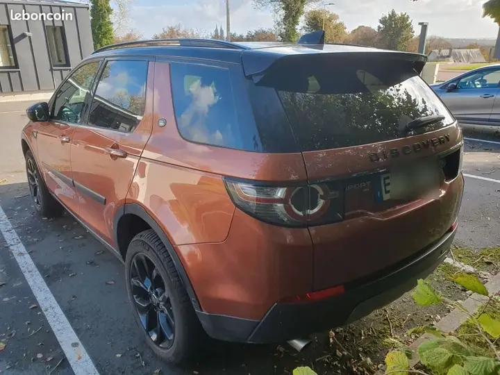 Land Rover Discovery Sport 2018 photo 2