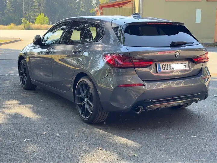 BMW 1 Series 2021 photo 3