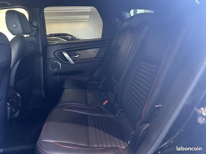 Land Rover Discovery Sport 2019 photo 4