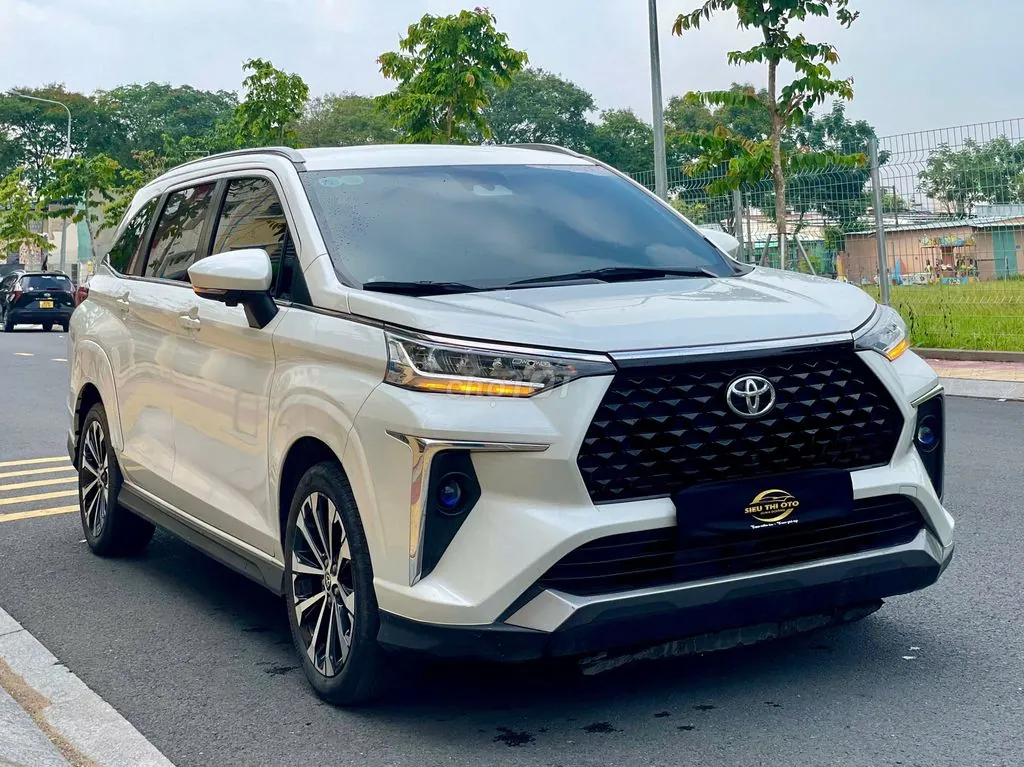 Toyota Veloz Cross 2024 photo 2