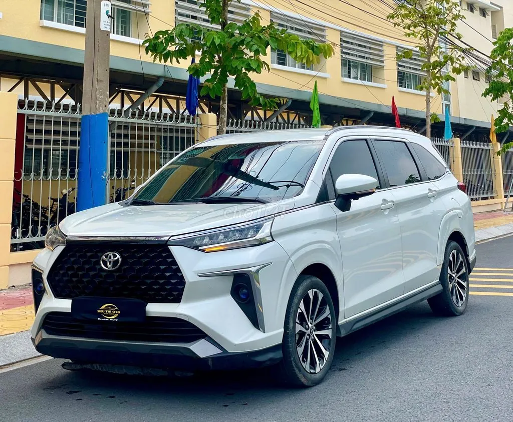 Toyota Veloz Cross 2024 photo 3