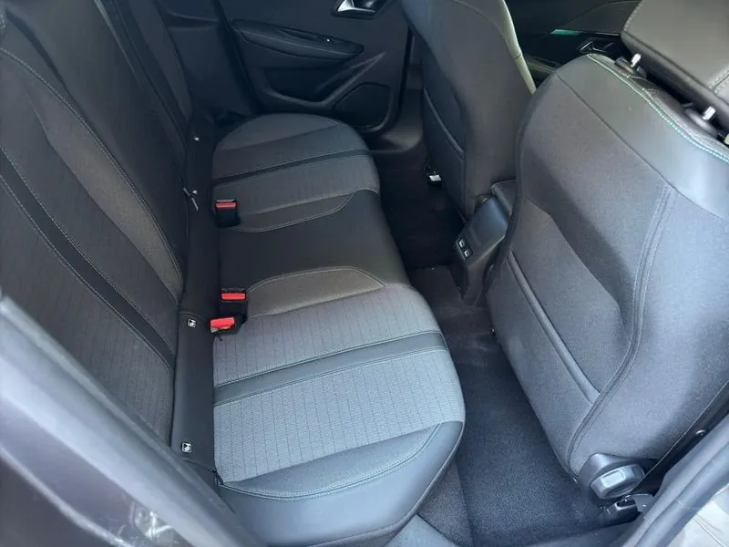Peugeot 208 2023 photo 5