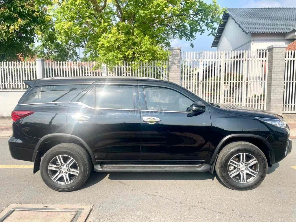 Toyota Fortuner 2019 photo 3