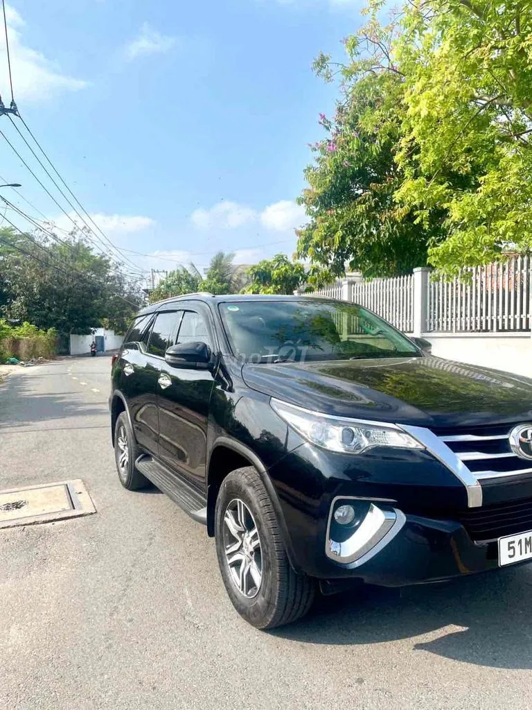Toyota Fortuner 2019 photo 2