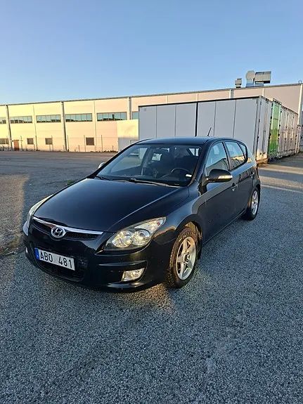 Hyundai I30 2010 photo 2