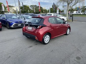 Toyota Yaris 2024 photo 3