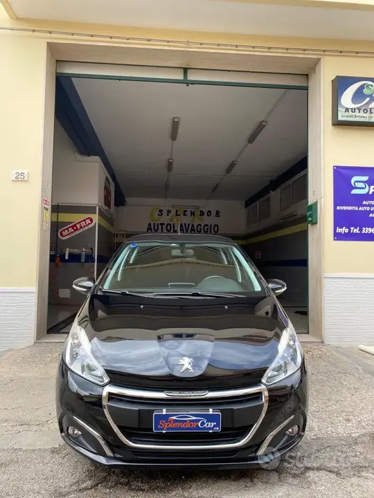 Peugeot 208 2019 photo 2