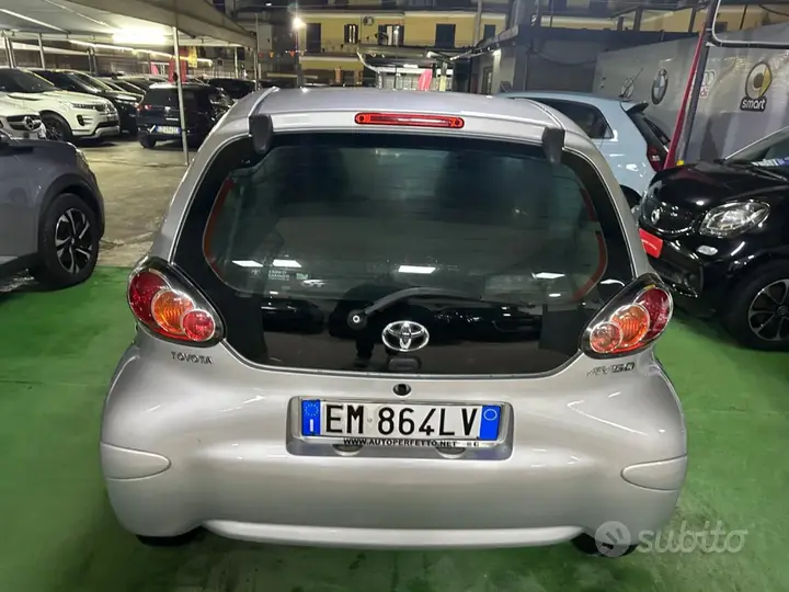 Toyota Aygo 2012 photo 4