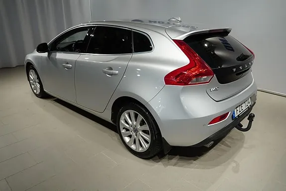Volvo V40 2016 photo 3