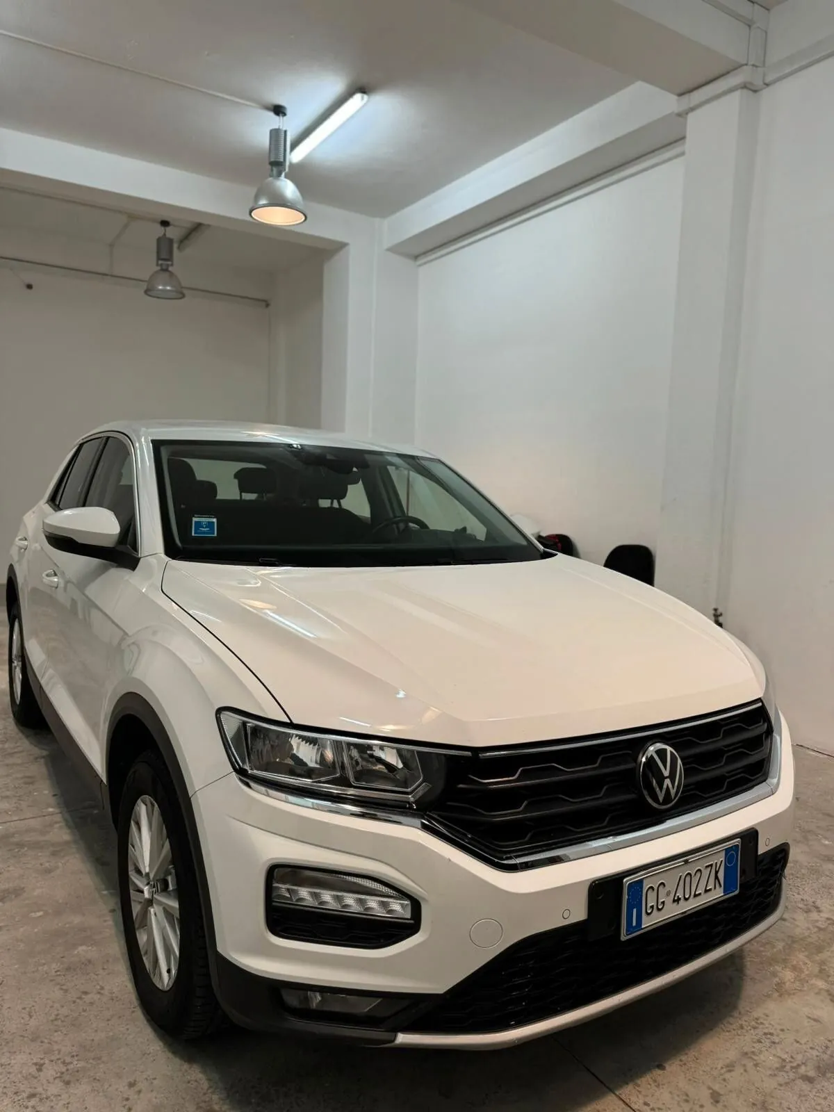 Volkswagen T-Roc 2021 photo 2