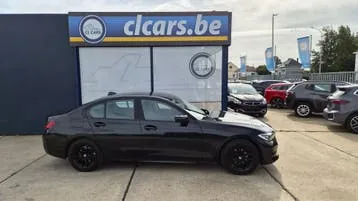 BMW 3 Series 2020 photo 2