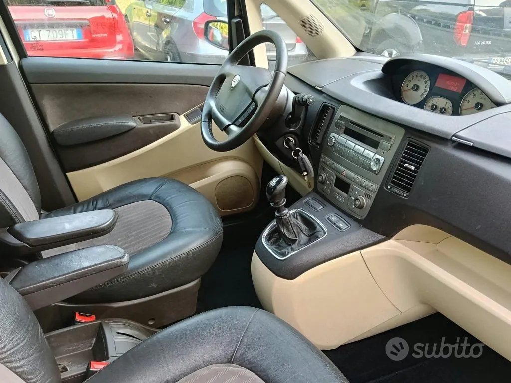 Lancia Musa 2005 photo 3