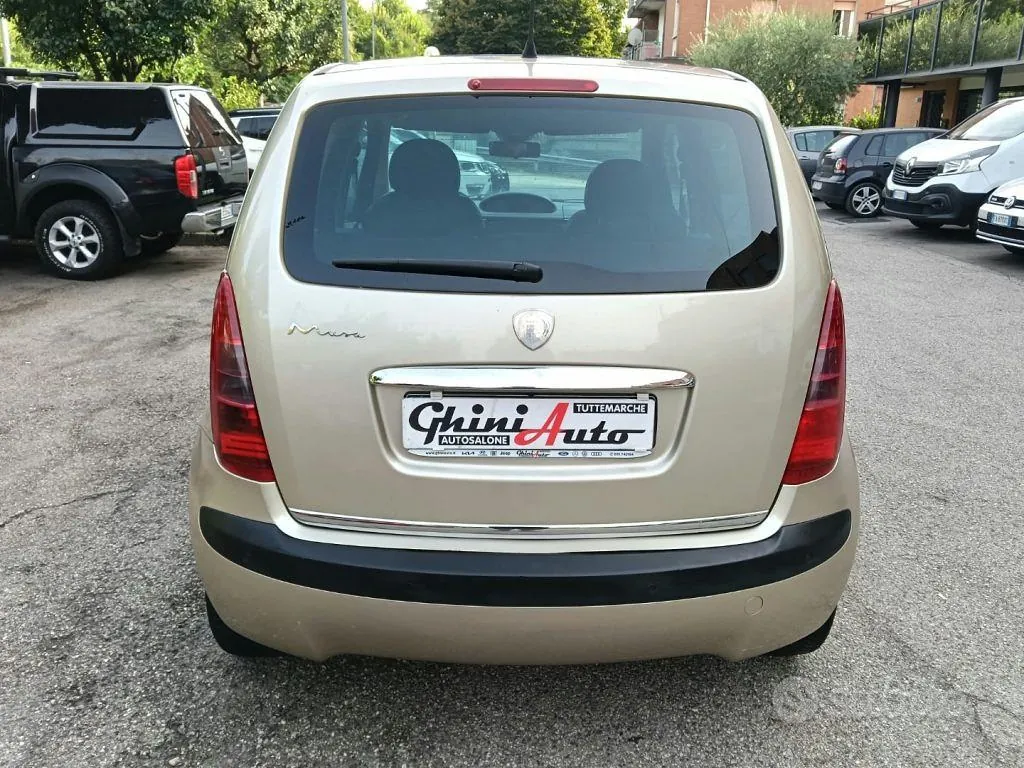 Lancia Musa 2005 photo 5