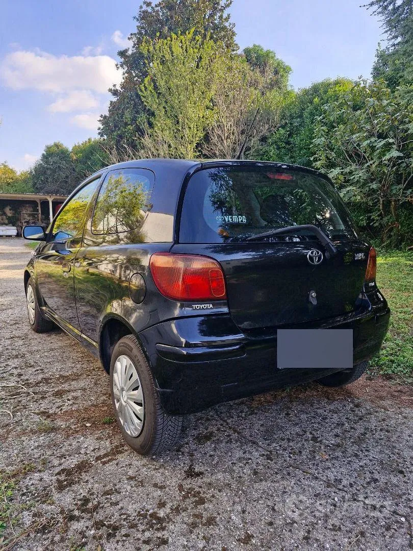 Toyota Yaris 2003 photo 3