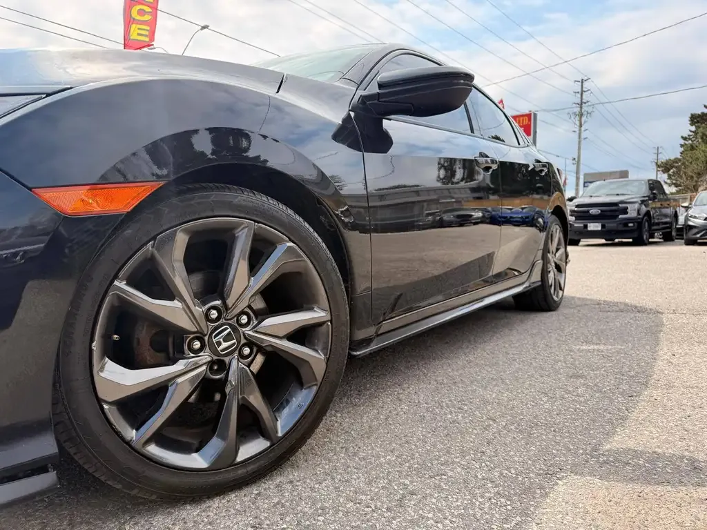 Honda Civic 2019 photo 2